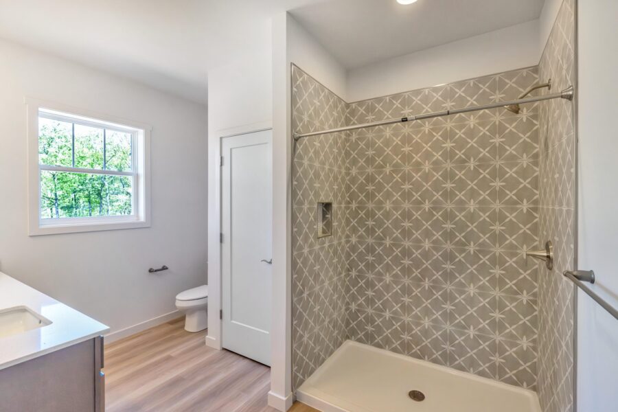 Primary Suite - Bathroom