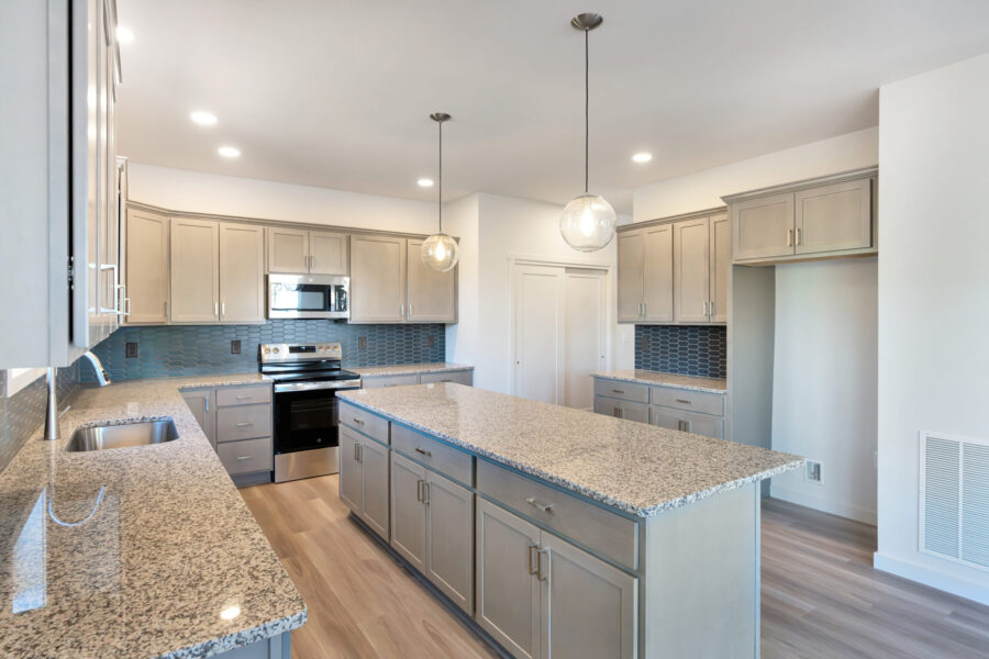 8372-Kitchen-2