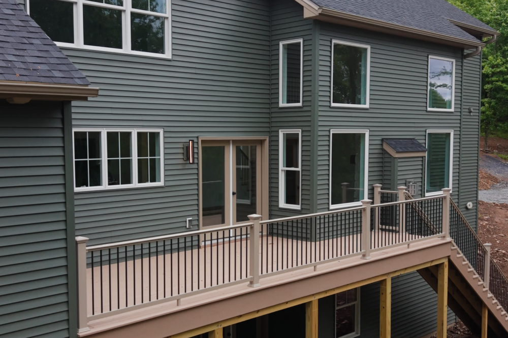 Exterior 12